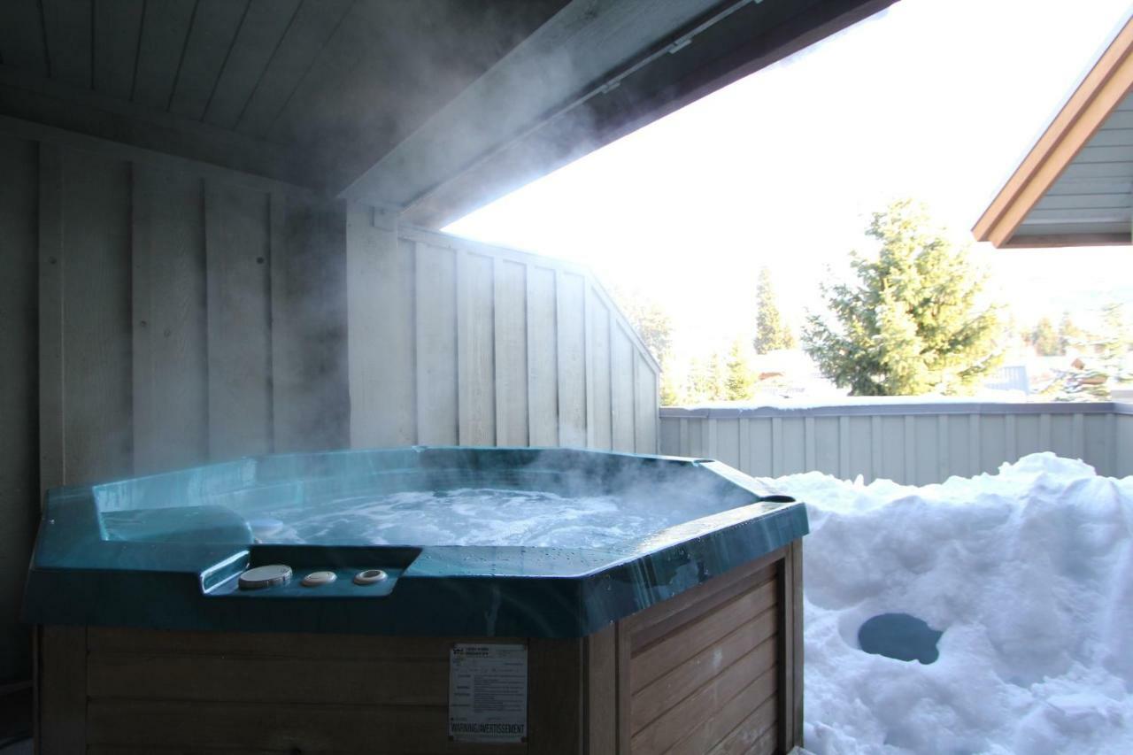 Glacier'S Reach By Whistler Retreats Екстериор снимка